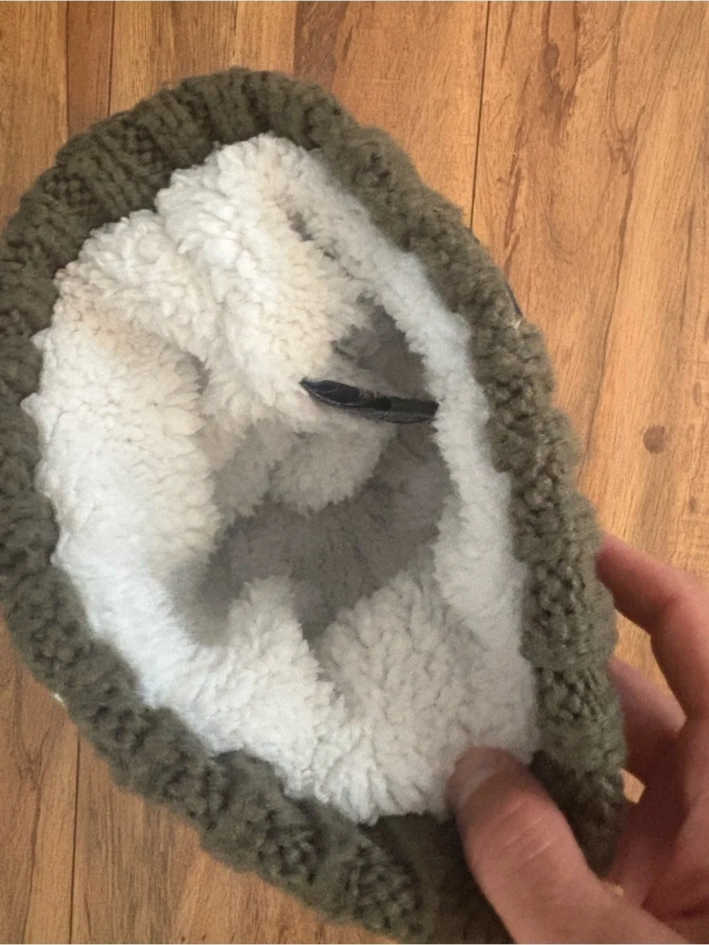 New Era Olive Green Cable Knit Pom Beanie with Star & Flag Patches
